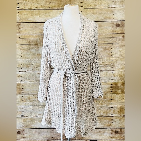 VICI Size S/M  Beige Open-Knit Womens Sweater - Picture 2 of 9